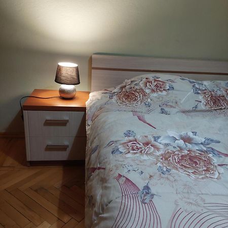 Myslym Shyri Lovely Top Apartment Tirana Buitenkant foto